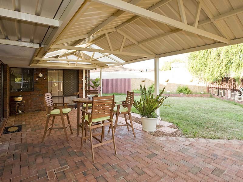 21 Chester Way, Rockingham WA 6168