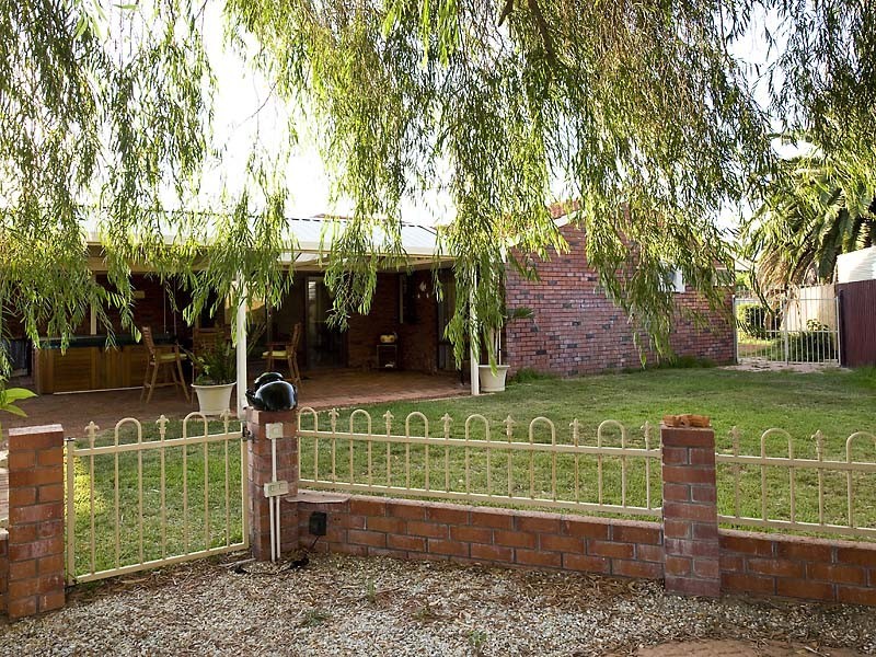 21 Chester Way, Rockingham WA 6168