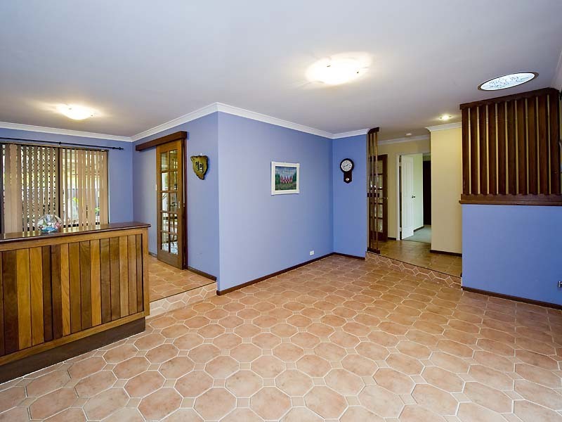 21 Chester Way, Rockingham WA 6168