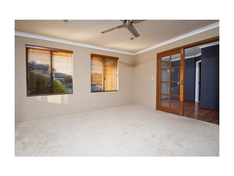 2 Caprice Pass, Rockingham WA 6168