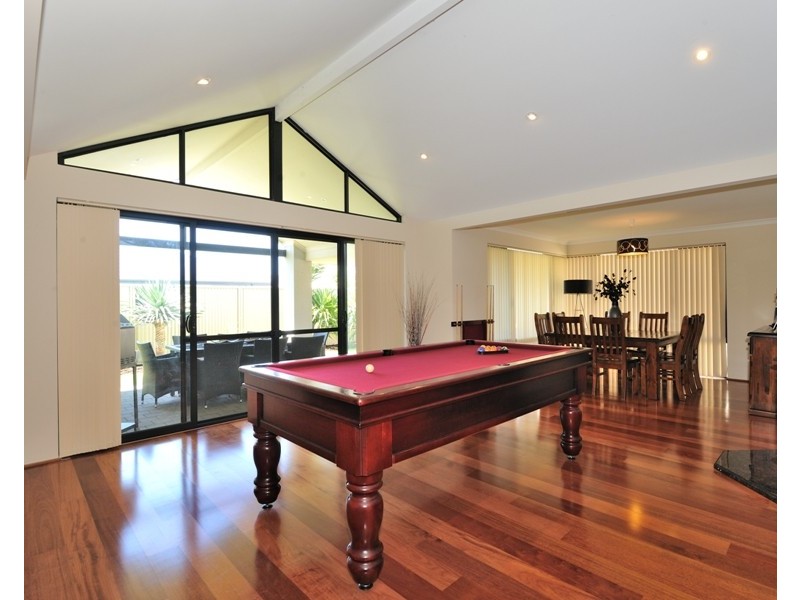 36 Whitemoss Turn, Waikiki WA 6169