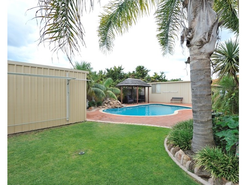 7 MAST COURT, Waikiki WA 6169