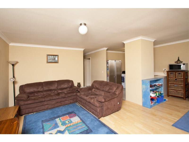 28/96 Simpson Avenue, Rockingham WA 6168