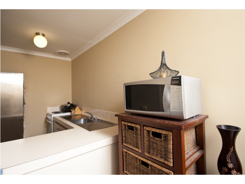 28/96 Simpson Avenue, Rockingham WA 6168