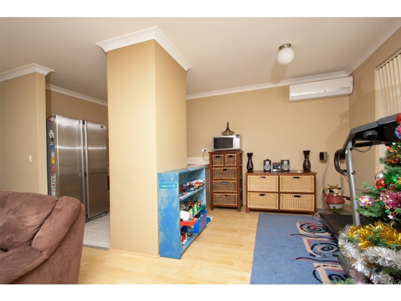 28/96 Simpson Avenue, Rockingham WA 6168
