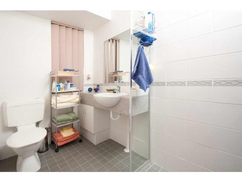 4 Paluma Court, Warnbro WA 6169