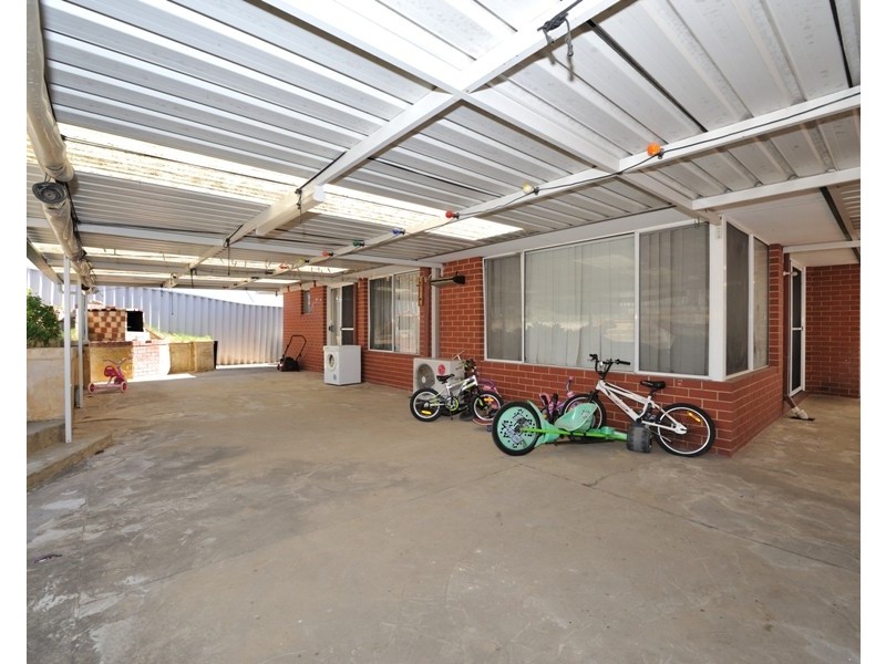 26 Pingrup Court, Waikiki WA 6169