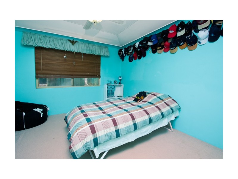 8 Tampico Court, Safety Bay WA 6169