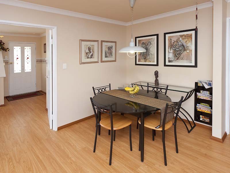 16 Skye Close, Warnbro WA 6169