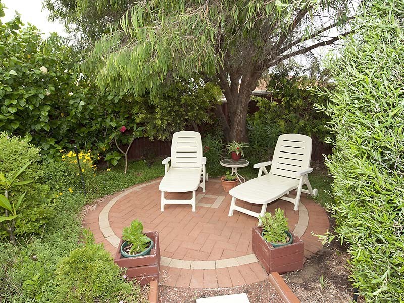 16 Skye Close, Warnbro WA 6169