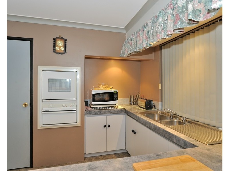 30 Pingrup Court, Waikiki WA 6169