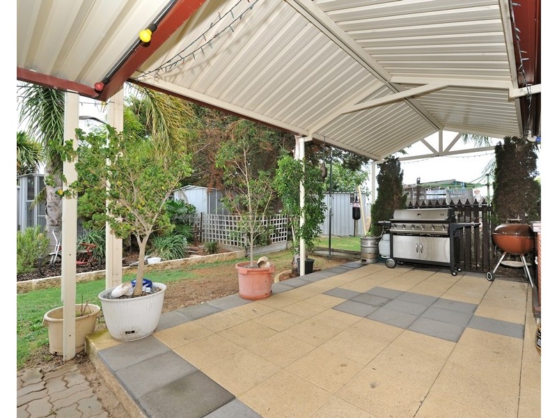 30 Pingrup Court, Waikiki WA 6169