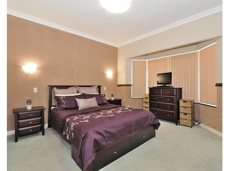 55 Grange Drive, Cooloongup WA 6168