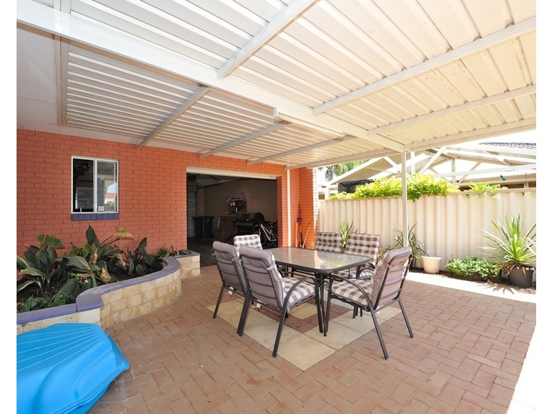 55 Grange Drive, Cooloongup WA 6168