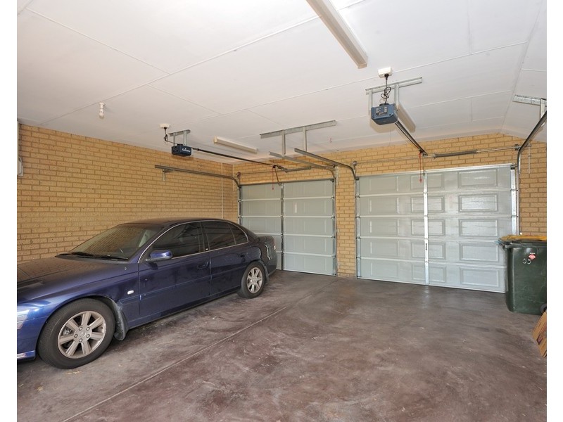 55 Grange Drive, Cooloongup WA 6168