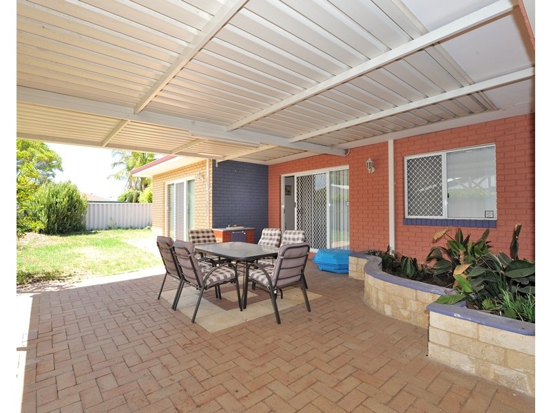 55 Grange Drive, Cooloongup WA 6168