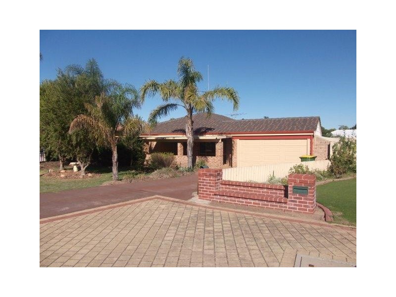 7 Saint Clair Place, Cooloongup WA 6168