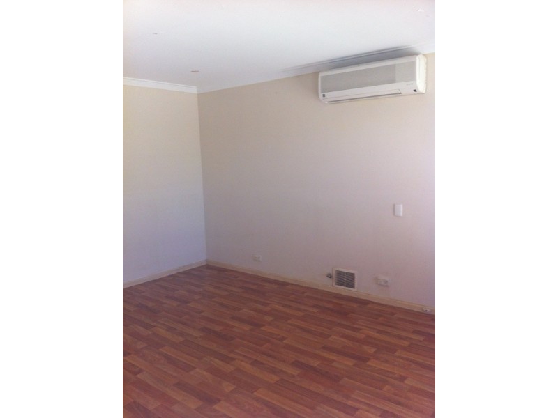 6 Tobin Way, Cooloongup WA 6168