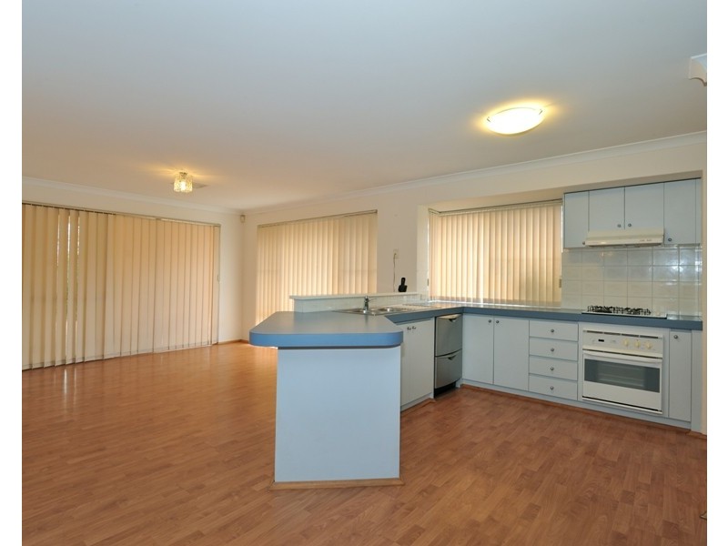 20 ROSCOMMON CRESCENT, Orelia WA 6167