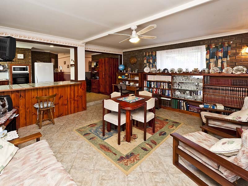 15 Dargin Way, Rockingham WA 6168