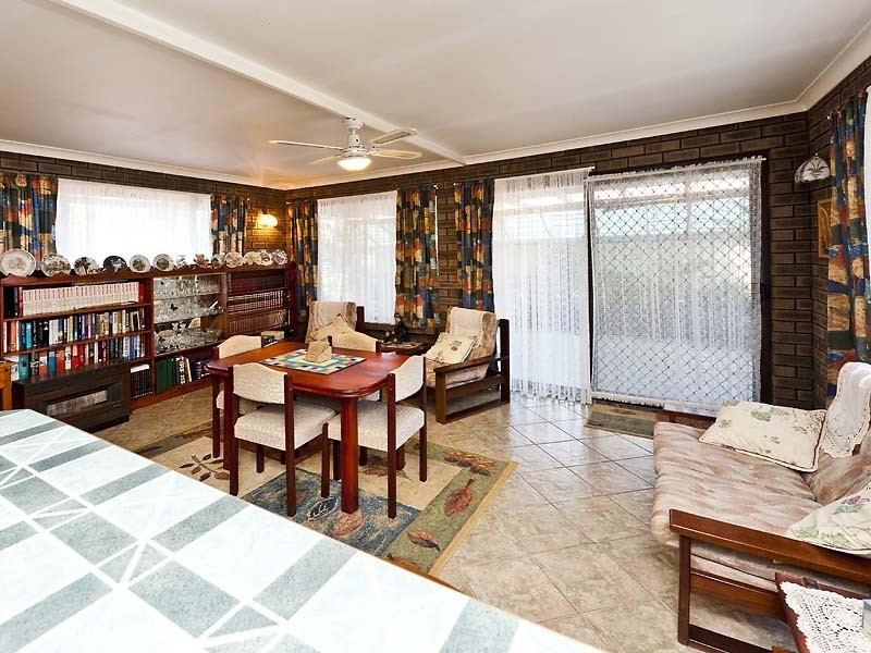 15 Dargin Way, Rockingham WA 6168