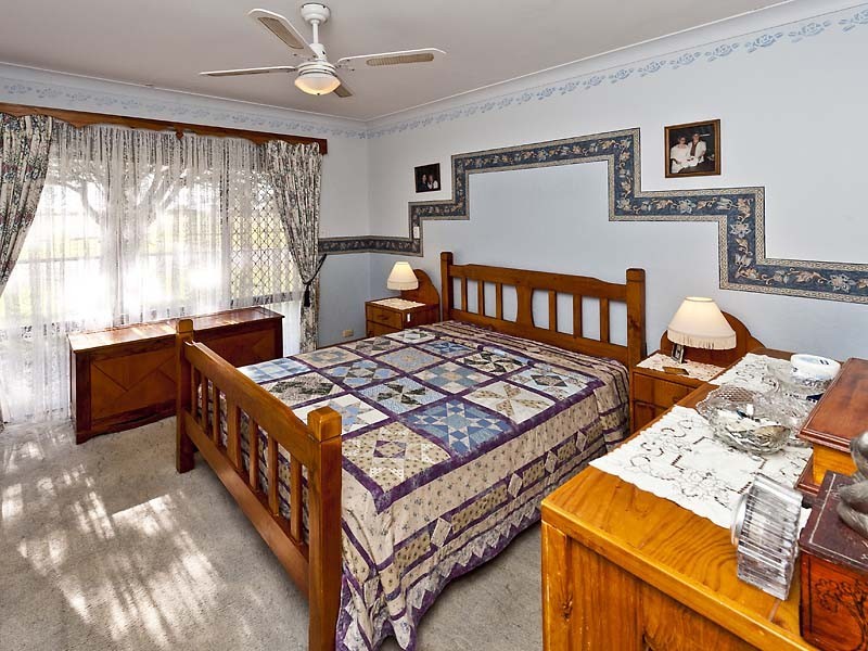 15 Dargin Way, Rockingham WA 6168