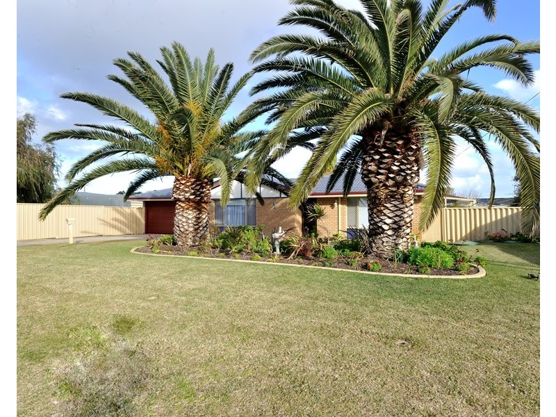 3 Broughton Way, Rockingham WA 6168
