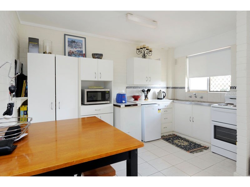 2/45 Parkin Street, Rockingham WA 6168