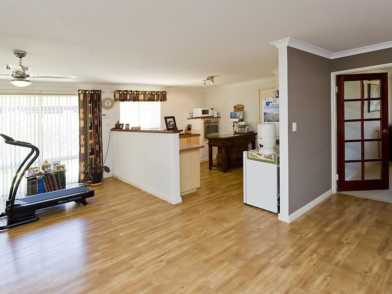 1 Verry Way, Rockingham WA 6168