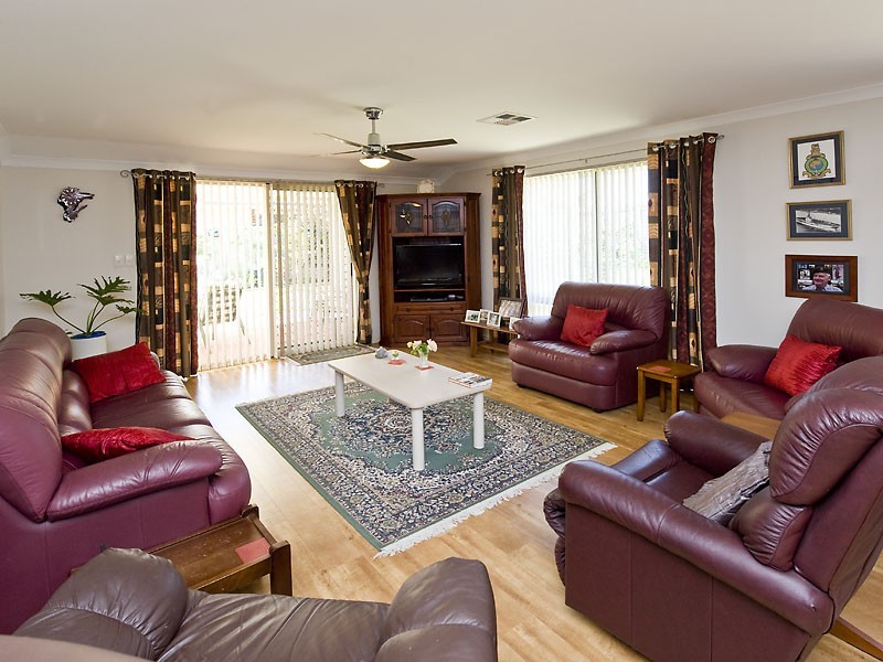 1 Verry Way, Rockingham WA 6168