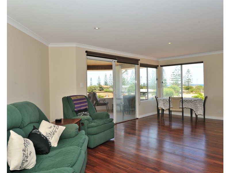 7 Dampier Drive, Golden Bay WA 6174