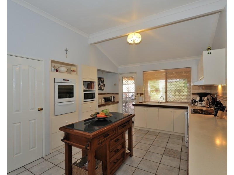 7 Dampier Drive, Golden Bay WA 6174