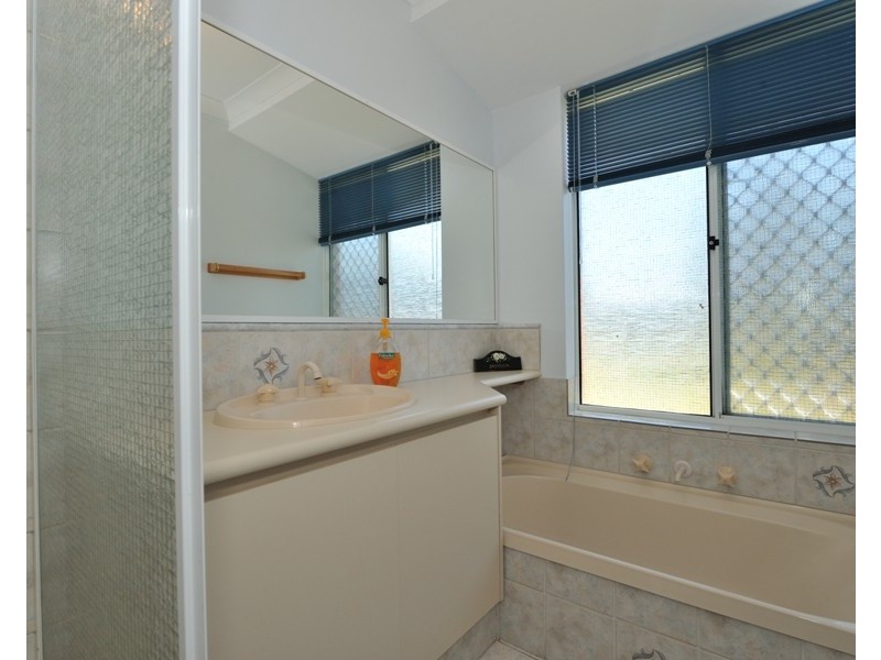 7 Dampier Drive, Golden Bay WA 6174