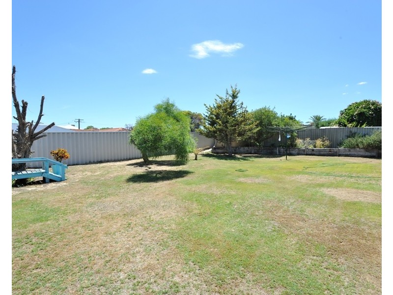 7 Dampier Drive, Golden Bay WA 6174