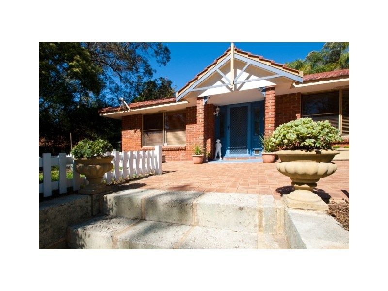 8 Blacksmith Drive, Wellard WA 6170