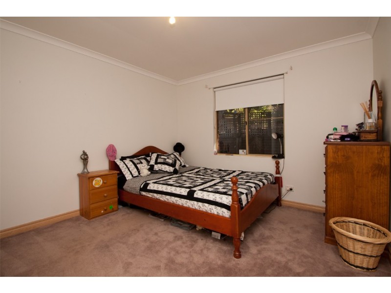 8 Blacksmith Drive, Wellard WA 6170