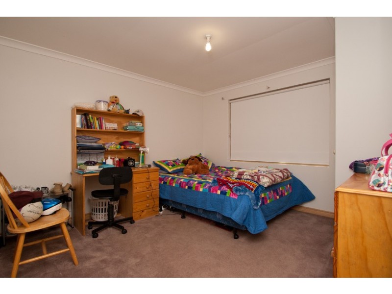 8 Blacksmith Drive, Wellard WA 6170