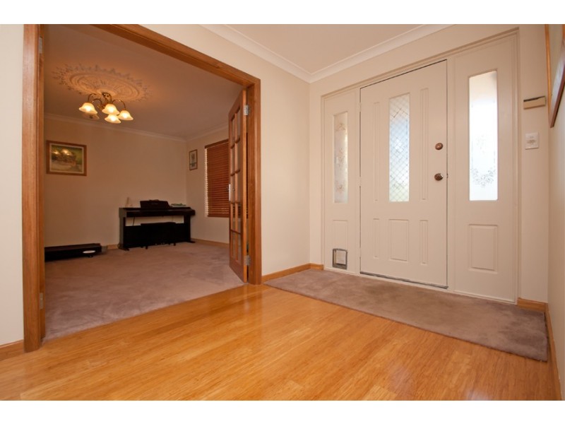 8 Blacksmith Drive, Wellard WA 6170