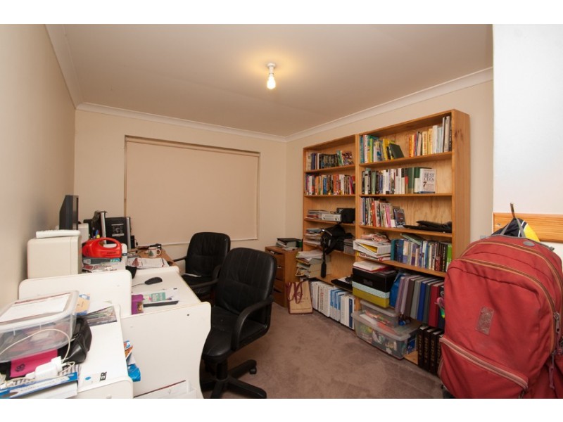 8 Blacksmith Drive, Wellard WA 6170