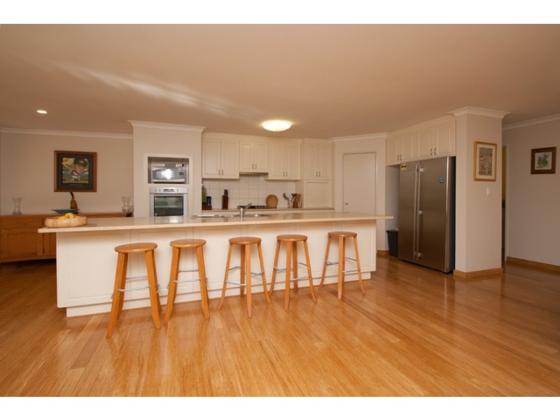 8 Blacksmith Drive, Wellard WA 6170