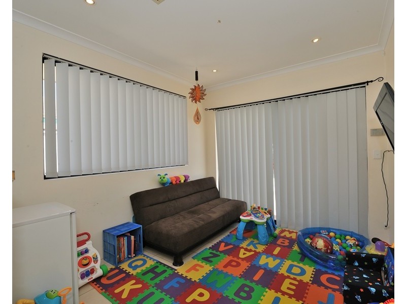 5 Bernier Close, Waikiki WA 6169