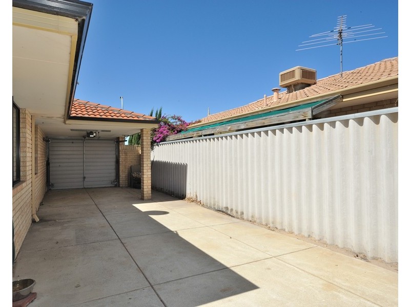 5 Bernier Close, Waikiki WA 6169