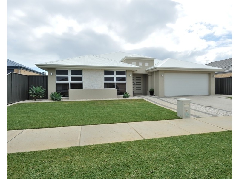 16 Harperia Way, Baldivis WA 6171