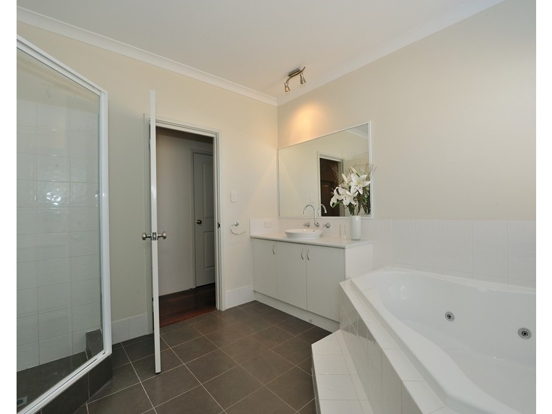 13 FlameTree Loop, Baldivis WA 6171