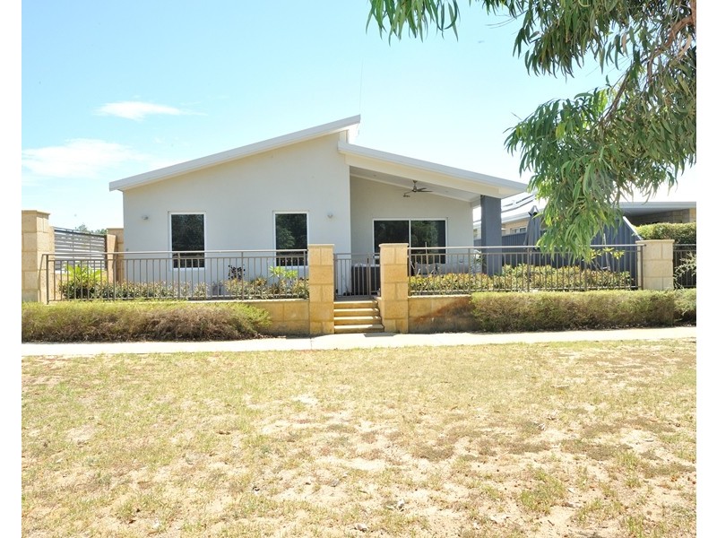 13 FlameTree Loop, Baldivis WA 6171
