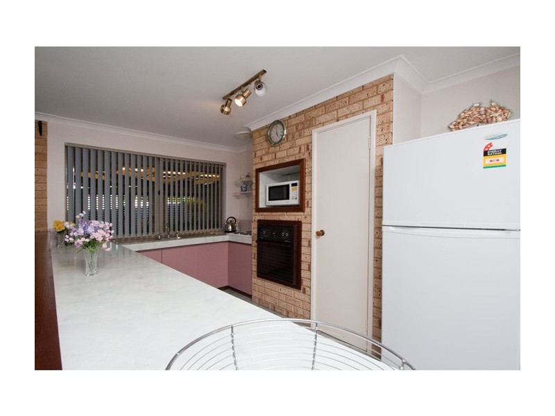 64 Kenton Way, Rockingham WA 6168