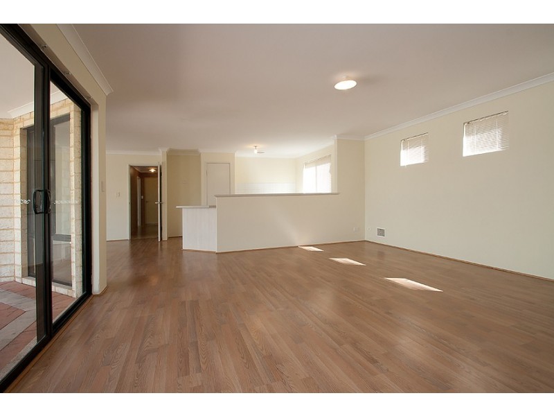 12  Tangier Parkway, Port Kennedy WA 6172