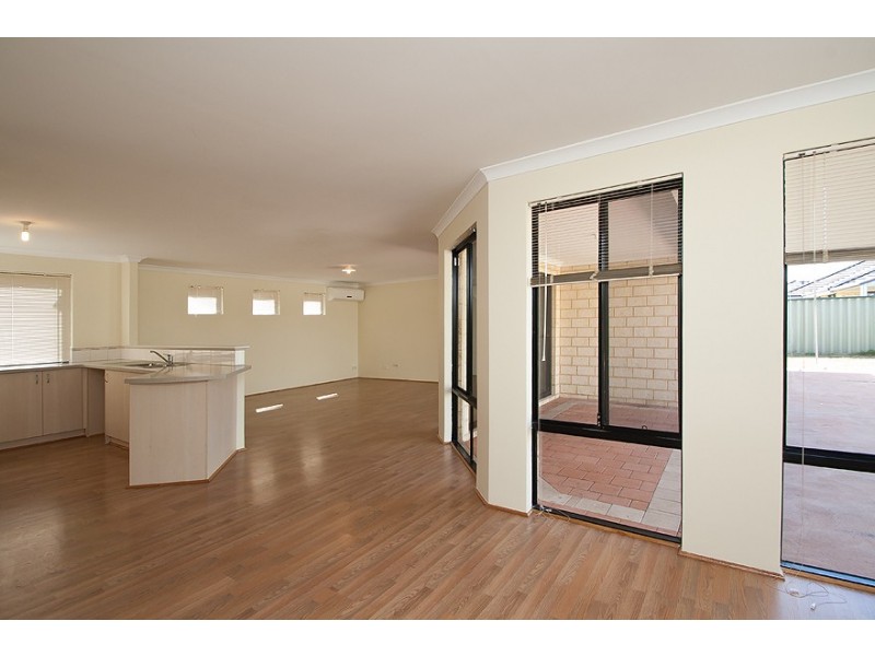 12  Tangier Parkway, Port Kennedy WA 6172