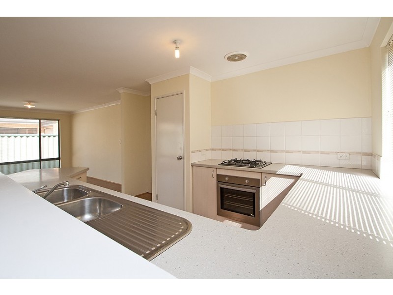 12  Tangier Parkway, Port Kennedy WA 6172