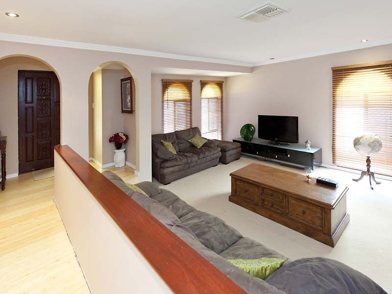 6 Indiana Parade, Singleton WA 6175